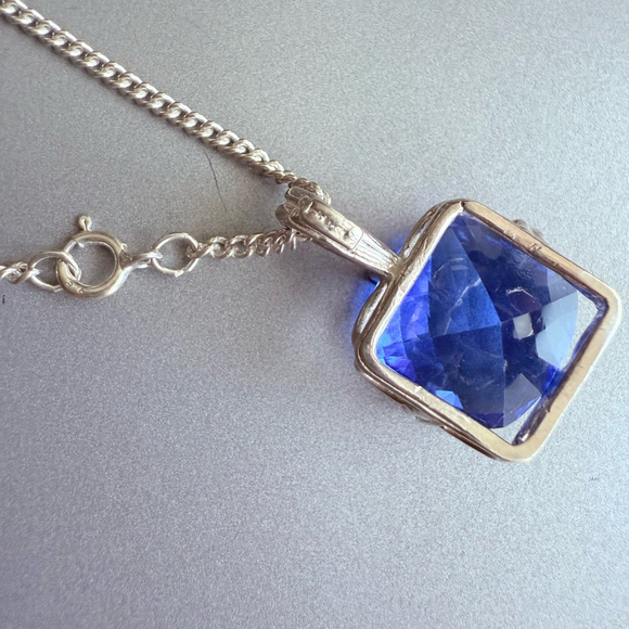 Siberian Faceted Cushion Blue Quartz Sterling Silver Albion Pendant Necklace - Picture 5 of 8
